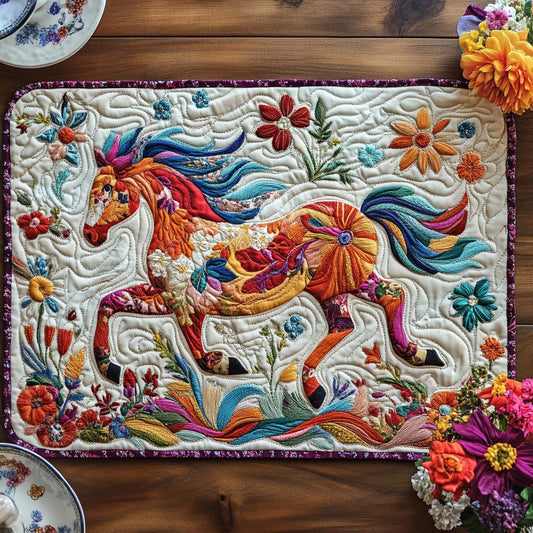 Artistic Horse-Themed Quilted Place Mat NCU0PD455