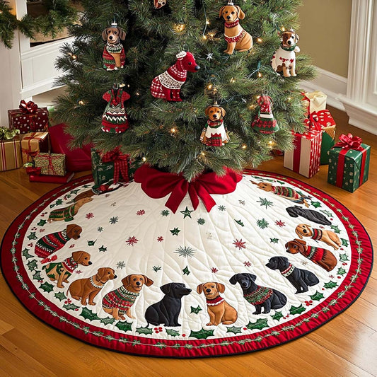 Dachshund Dreams Christmas Quilted Tree Skirt NCU0DK1687