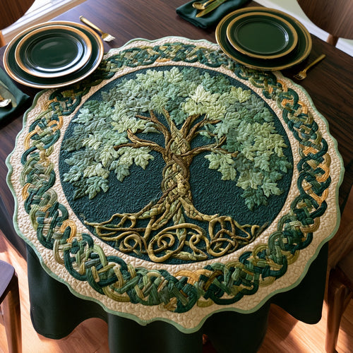 Emerald Foliage Custom Shape Quilted Table Topper NCU0LV290