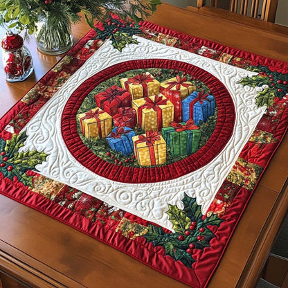 Jolly Spirit Quilted Table Topper NCU0NNT1633