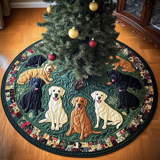 Labrador Sleigh Ride Christmas Quilted Tree Skirt NCU0DV1793