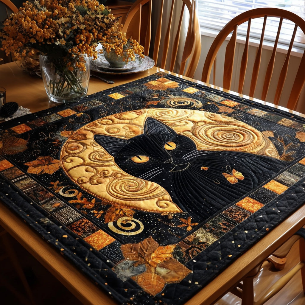 Moonlight Whiskers Quilted Table Topper NCU0PVL538