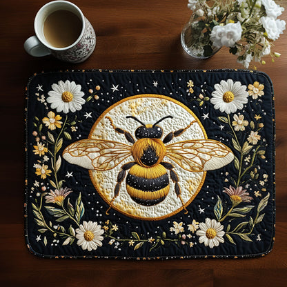 Moonlit Daisy Bee Quilted Placemat NCU0NT4370