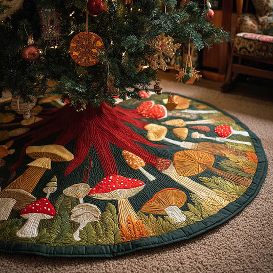 Mushroom Garden Christmas Quilted Tree Skirt NCU0DDK1636