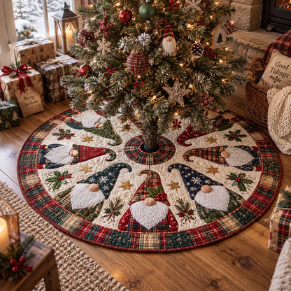 Plaid Gnome Christmas Christmas Quilted Tree Skirt SN0DV865