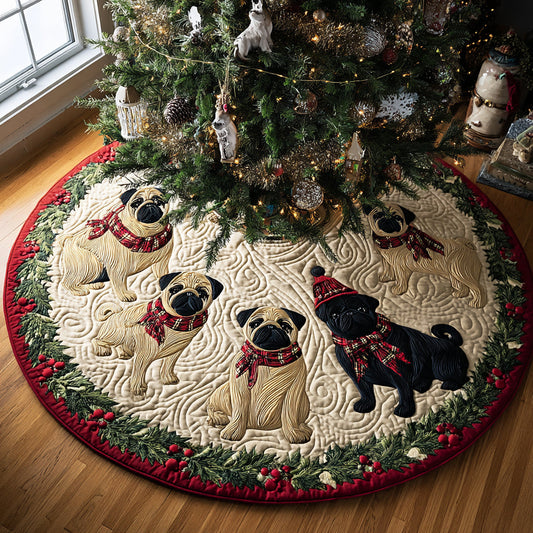 Pug Holly Quilted Christmas Tree Skirt NCU0DV8053
