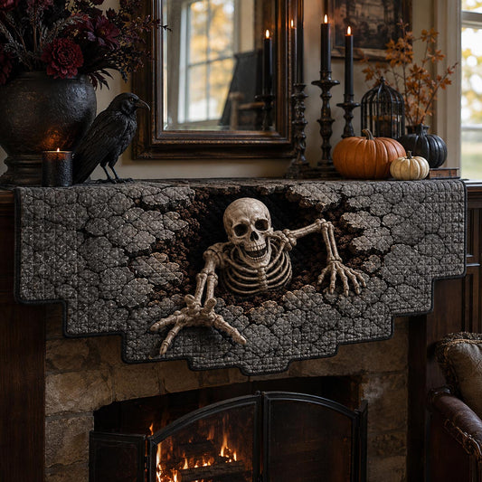 Skeleton Breakout Quilted Mantel Scarf SN0DV488