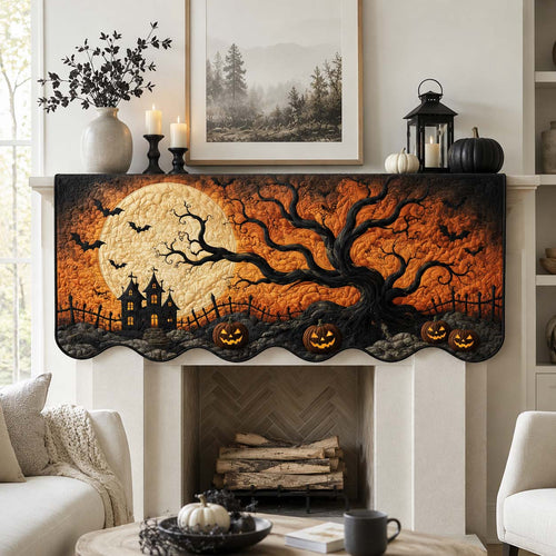 Spooky Twisted Woodland Quilted Mantel Scarf SN0HH0216