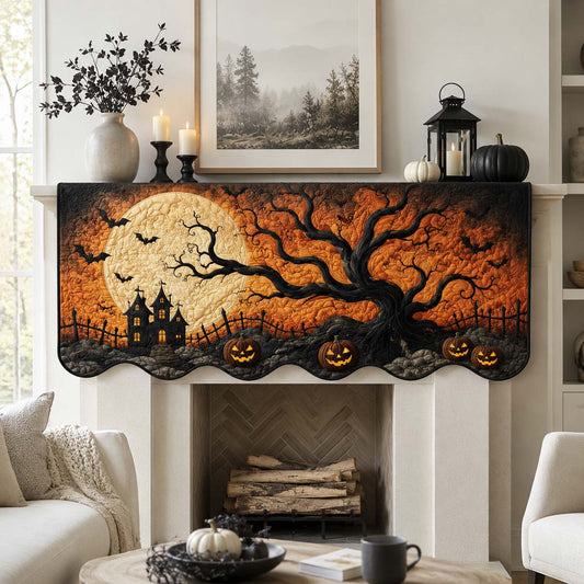 Spooky Twisted Woodland Quilted Mantel Scarf SN0HH0216