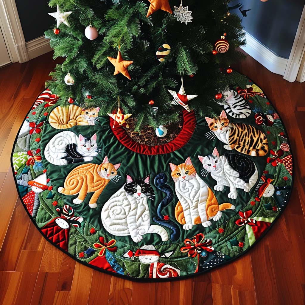 Whiskers in Winter Christmas Quilted Tree Skirt NCU0DV1500