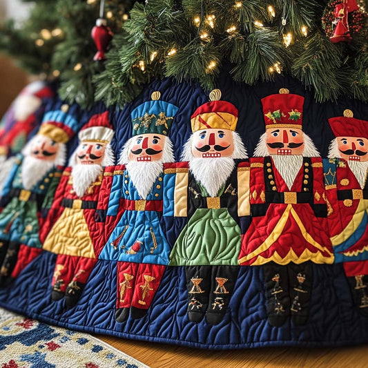 Yuletide Watch Quilted Christmas Tree Skirt NCU0VH617